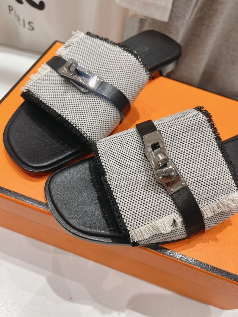 Louis Vuitton Slippers